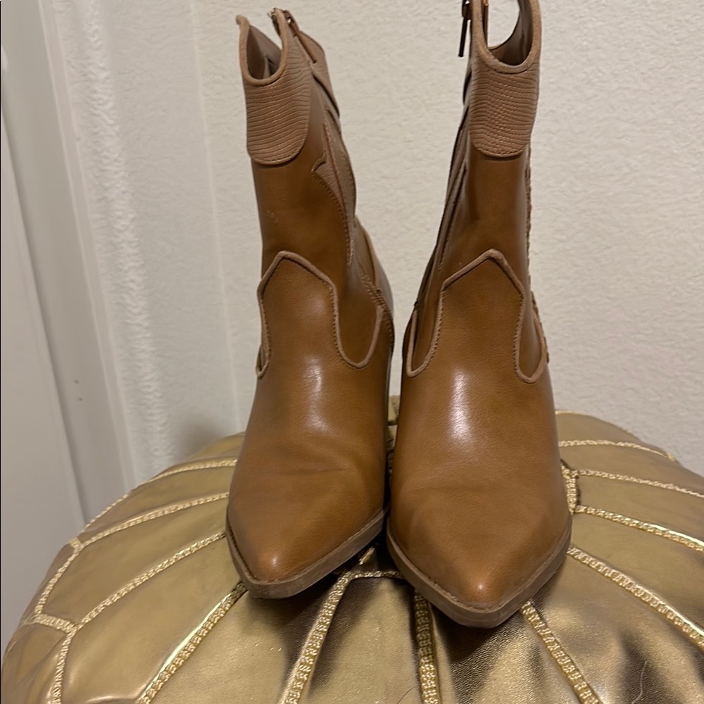 Women's Tan Ankle Boots